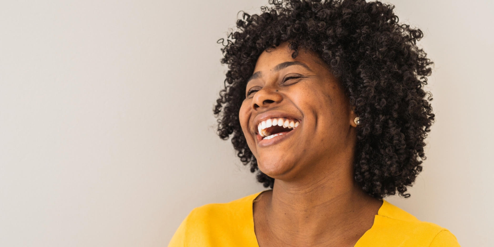 Lachen als medicijn tegen droge ogen? 